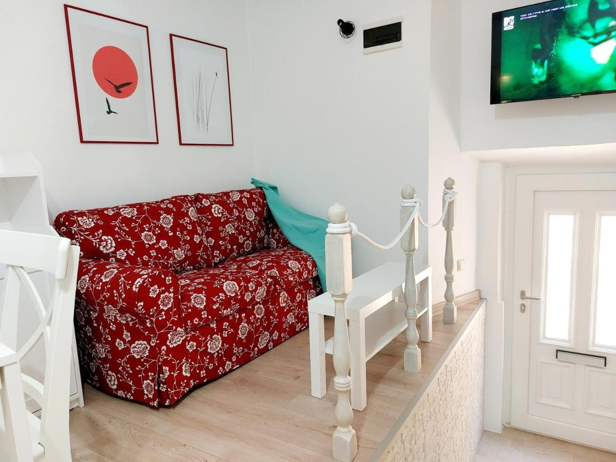 Sha La La - Charming, Unique Studio In A Historic Building Next To A Castle, Wifi, Smart Tv, Washer-Dryer Бакар Екстериор снимка