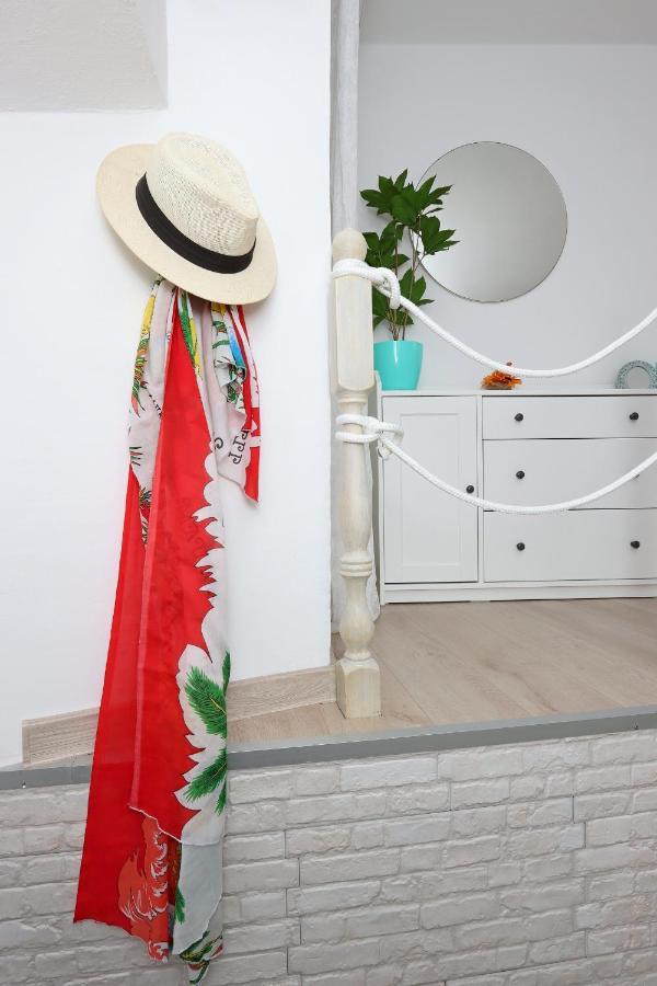 Sha La La - Charming, Unique Studio In A Historic Building Next To A Castle, Wifi, Smart Tv, Washer-Dryer Бакар Екстериор снимка