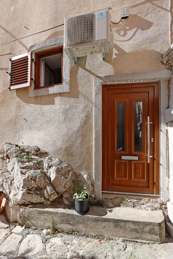 Sha La La - Charming, Unique Studio In A Historic Building Next To A Castle, Wifi, Smart Tv, Washer-Dryer Бакар Екстериор снимка